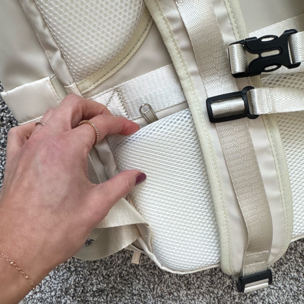 Cream Backpack Carry On NWT - Picture 6 of 10